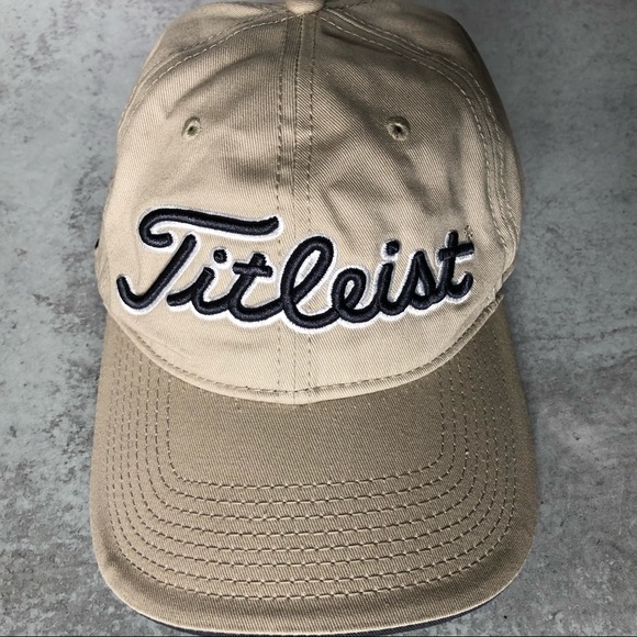 Titleist Pro V 1 Hat